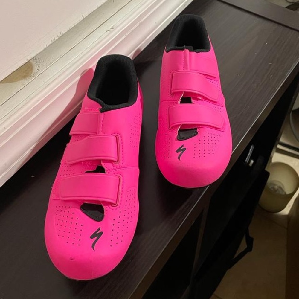 Hot pink spin shoes
